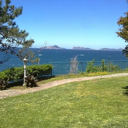 Alojamiento Peregrinos Al Pie Del Camino Vigo Exterior photo